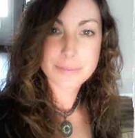 Jennifer Holmes