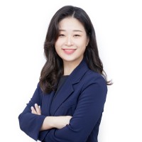 Yuna Lee
