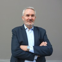Eric De La Chesnais