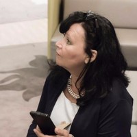 Bettina Noll