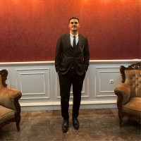Emre Akbaş