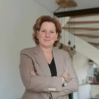 Elvira Van Doorn