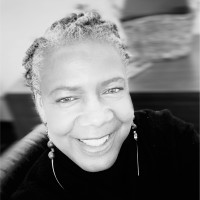 Debora Hill