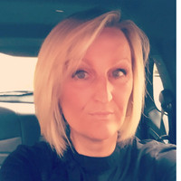 Jo Arnott