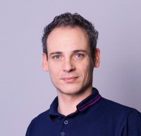Simon Schwarz