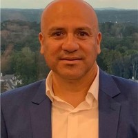 Jose G Luna