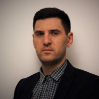 Денис Ефремов