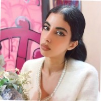 Yasmine B.