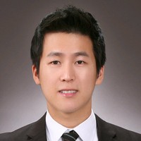 Duckkeun Han