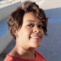 Louretha Noabes