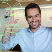 Alejandro Estevez Zurita
