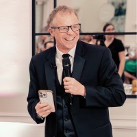 Barry Levinson