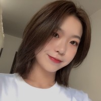 Zhiyi(Amber) Zhang