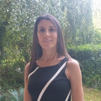 Fabia Coine Neves