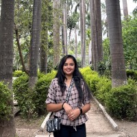 Ayushi makwana