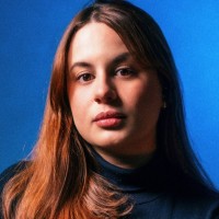 Júlia Dias