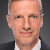 Dr. Thomas Wahlers