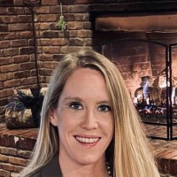 Lyndsay G