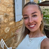 Hannah Parry