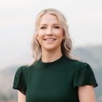 Mackenzie Lee