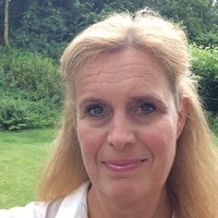 Tanja Bron