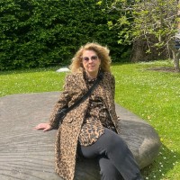Erna de Vries
