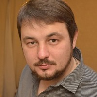 Михаил Власенко