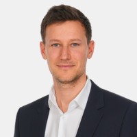 Tobias Hauer