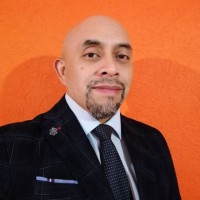 Carlos César Morales Ramírez