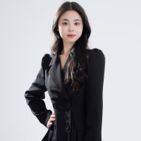 Miranda Zhou