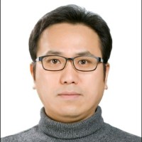Sang Wook Lim