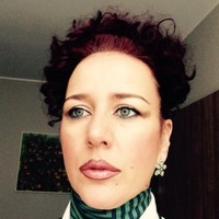 Anna Barbati Hostess AZ BRU