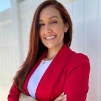 Christina Campos, Mha