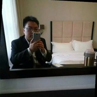 余中群