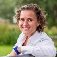 Eveline Folkerts