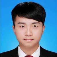 邱文龙