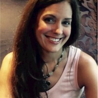 Carmen Akella