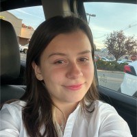 Nicole Zak