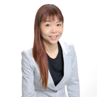 Xinyi He