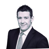 Chris Richards, Cfa