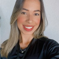 Naiane Oliveira