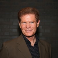 Bruce Carter