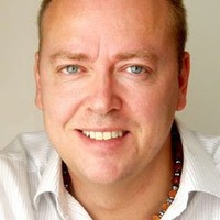 Simon Davies