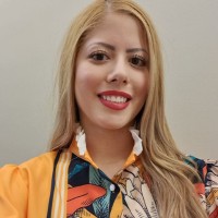 Paloma Lira