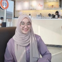 Putri Santika Mayangsari