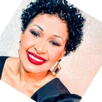 LUCIANA REGINA DOS SANTOS