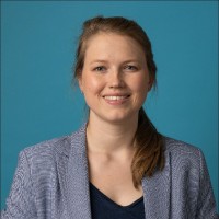 Dr. Mona Hoyos