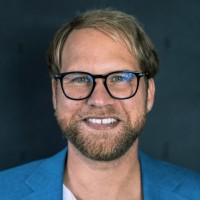 Dr. Sebastian Göbel