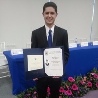 Alejandro López González