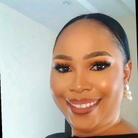 Victoria Uhuegbu- Phri™